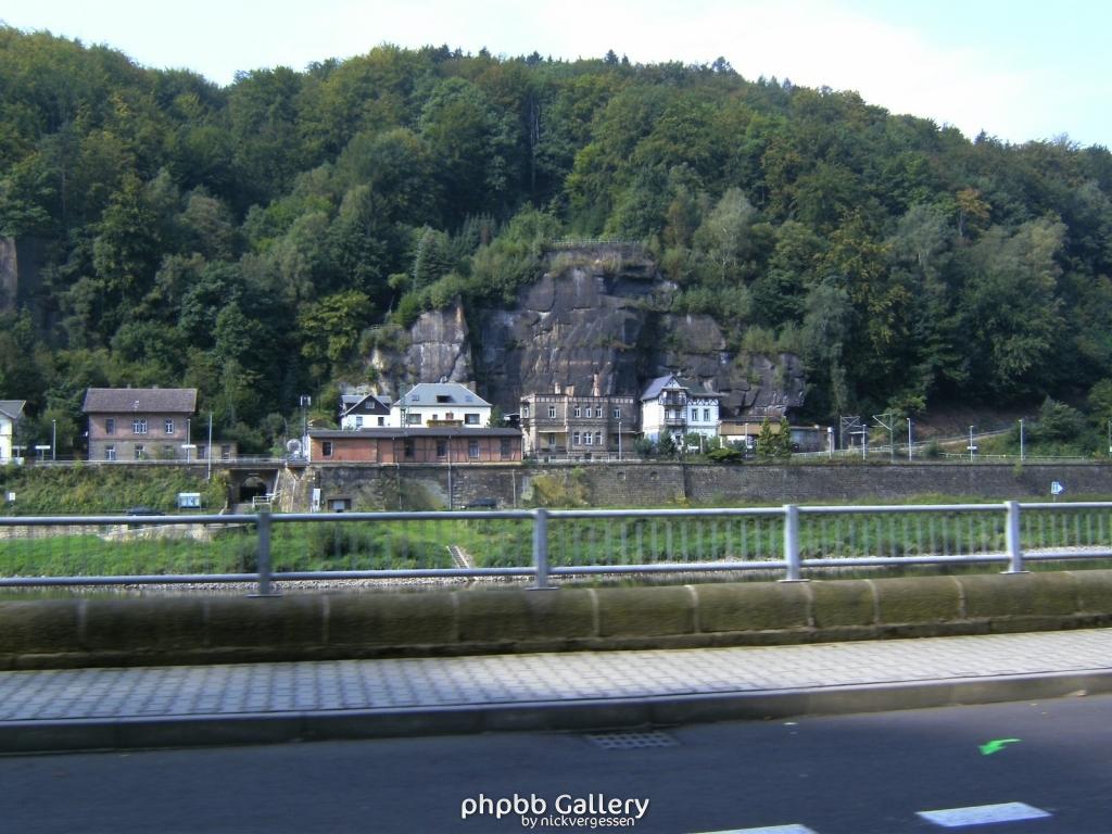 Image 045