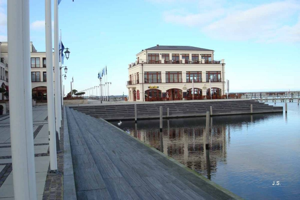 Yachthafen Warnemünde Hohe Düne (2).j