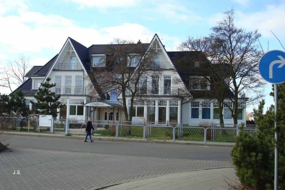 Yachthafen Warnemünde Hohe Düne (18).j