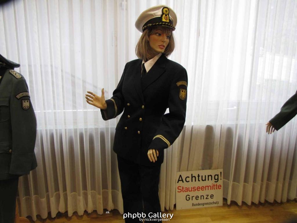 14.11.09 Ausstellung eines ehm.BGS Beamten in Bad Harzbu (7)