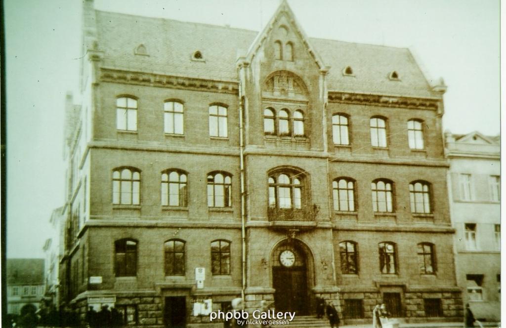 Rathaus Meiningen Markt 1938 zerstört durch Bombenangriff der Amerikaner 25.Februar 1945 !