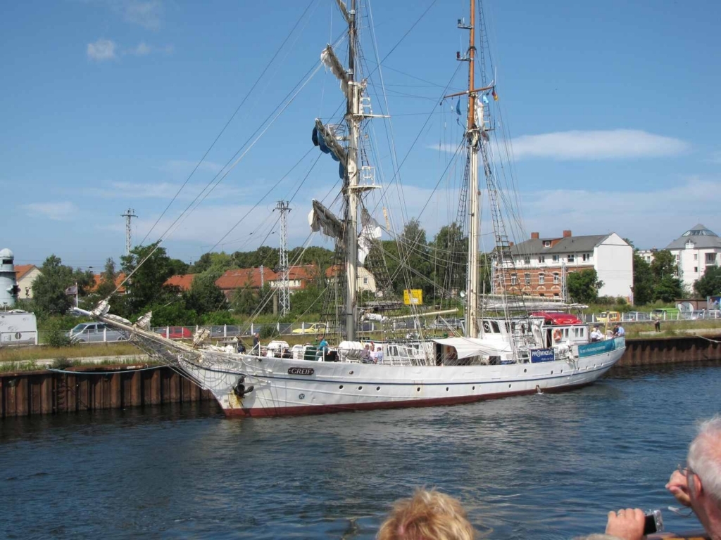Rostock Warnemünde-Hanse Sail 2009
