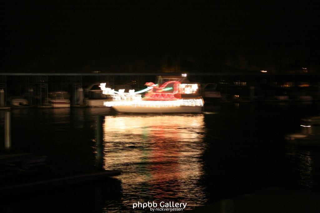 Weihnachts-Bootsparade Discovery Bay, California, 2010 10
