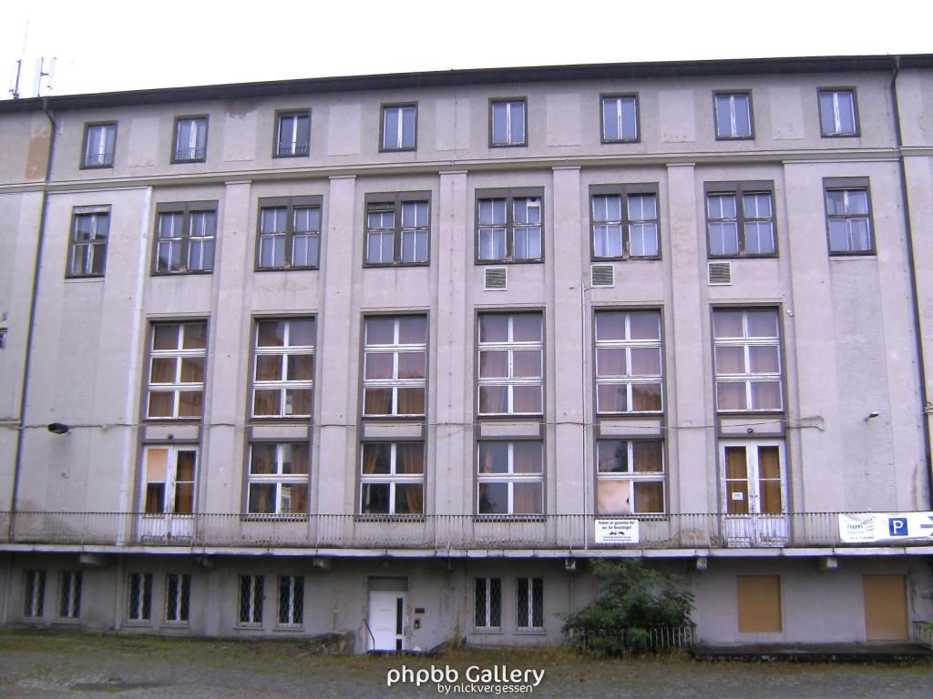 Gedenkstaette Bautzener Str 03  130910