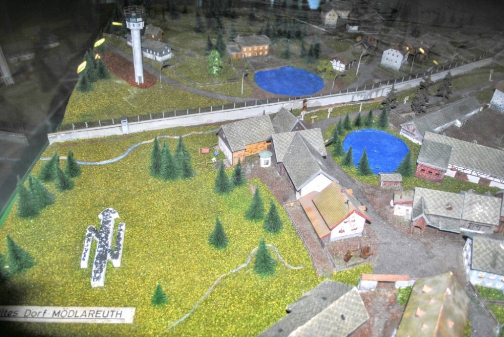 Mödlarreuth auf der Tischplatte