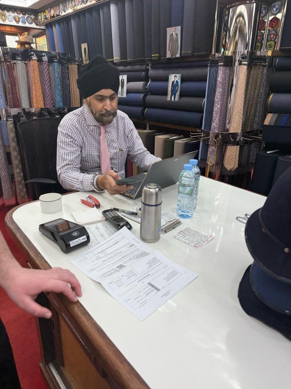 was kostet der Zwirn