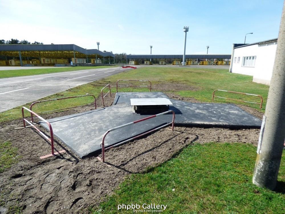 Marienborn Hauptgebäude  Ausstiege  Tunnel